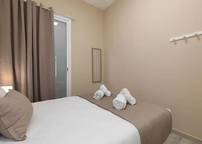 Malvarrosa Arenas Access شقة