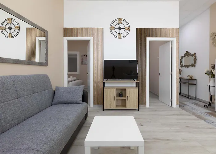 Malvarrosa Arenas Access شقة