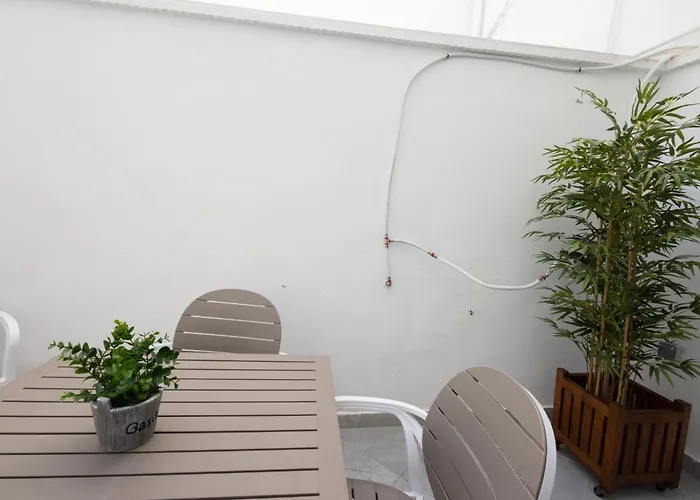 Cruz Cubierta فالنسيا