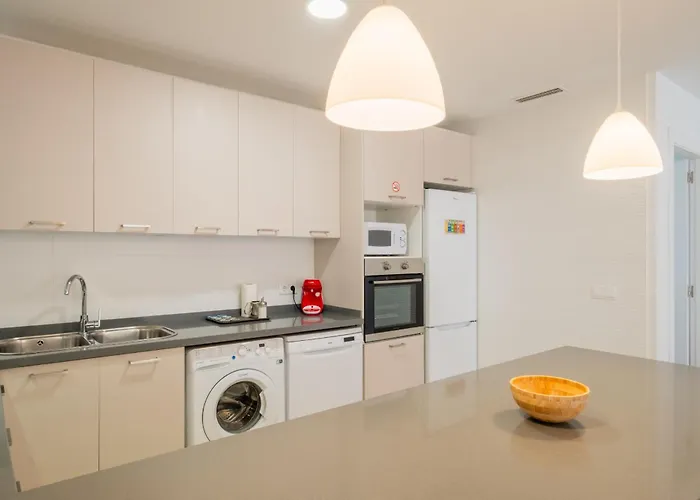 Spacious & Clean In Quiet Area * Walencja