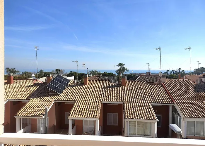Apartamento Práctico Y Con Vistas Al Mar Valencia