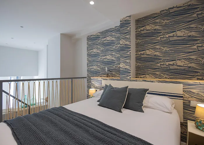 Florit Flats - The Mediterraneo