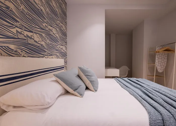 Florit Flats - The Mediterraneo *