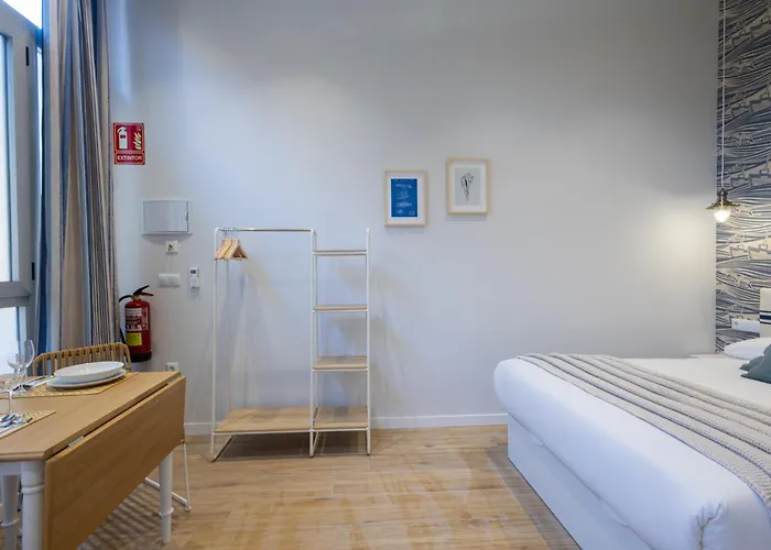 Florit Flats - The Mediterraneo Apartment *