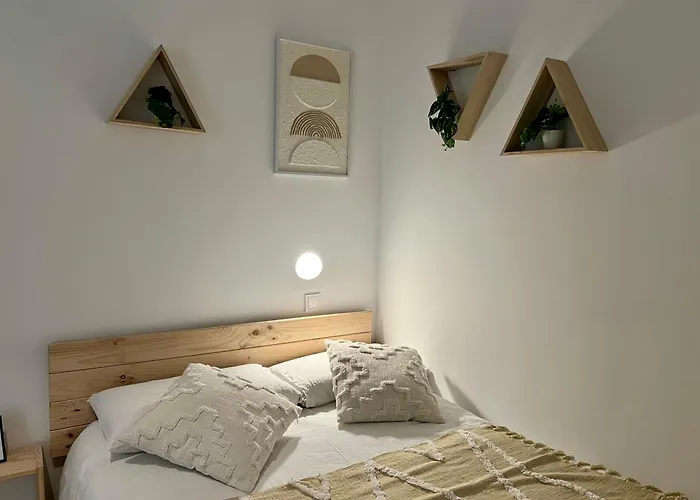 Nina Mala Pensionat Valencia