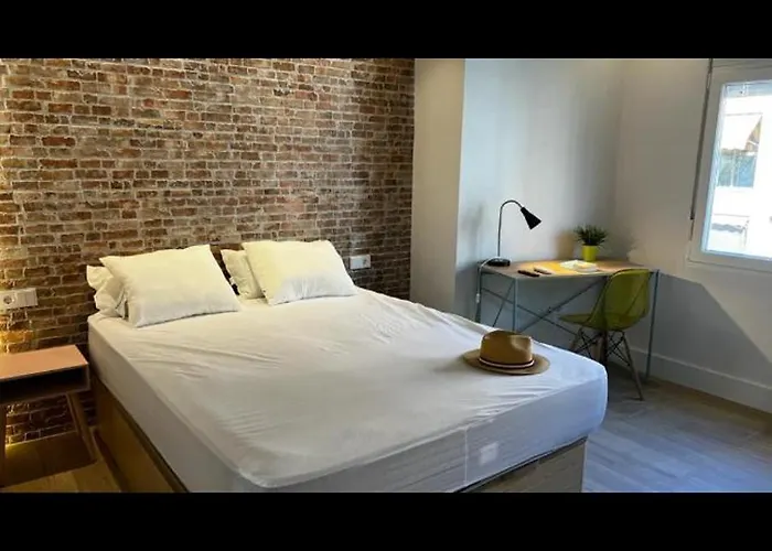 Late Checkout 14 H Free Netflix Tv