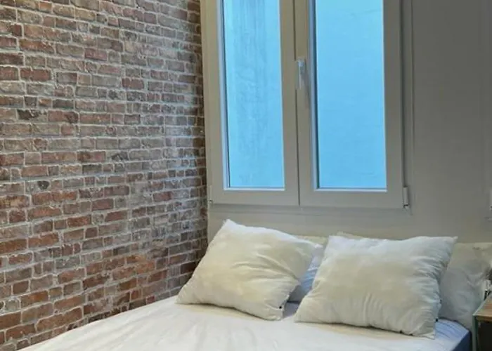 Late Checkout 14 H Free Netflix Tv