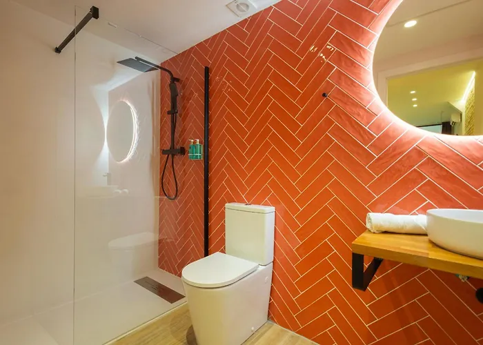 Florit Flats - The Joaquin Sorolla Station *