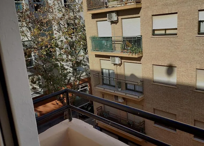 Δωμάτια σε οικογενειακή κατοικία Cozy Private Βαλένθια