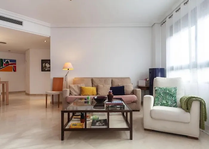 Artes Y Ciencias + Garaje + Netflix