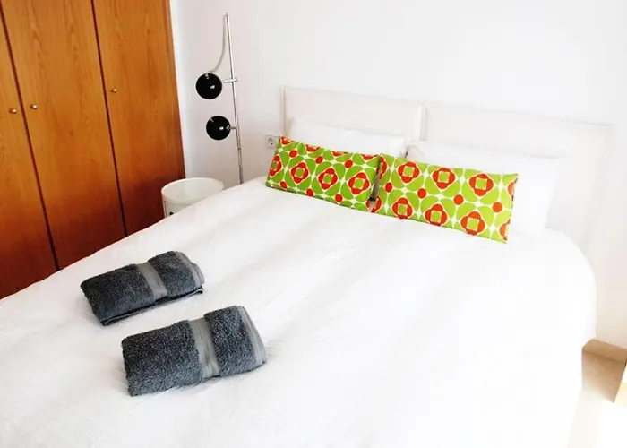 Artes Y Ciencias + Garaje + Netflix * Βαλένθια