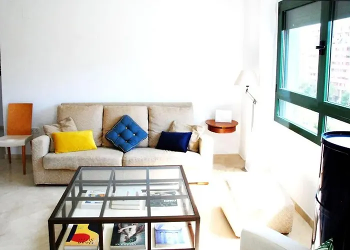 Artes Y Ciencias + Garaje + Netflix