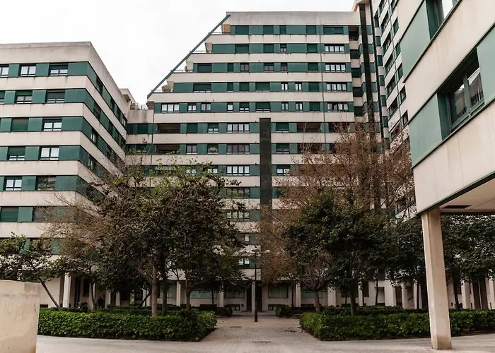 Artes Y Ciencias + Garaje + Netflix