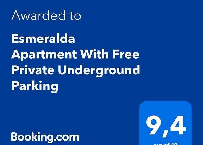 Esmeralda With Free Private Underground Parking Διαμέρισμα *