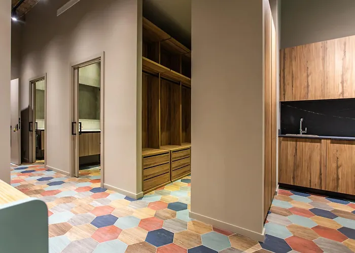 Reina Flats Playa فالنسيا