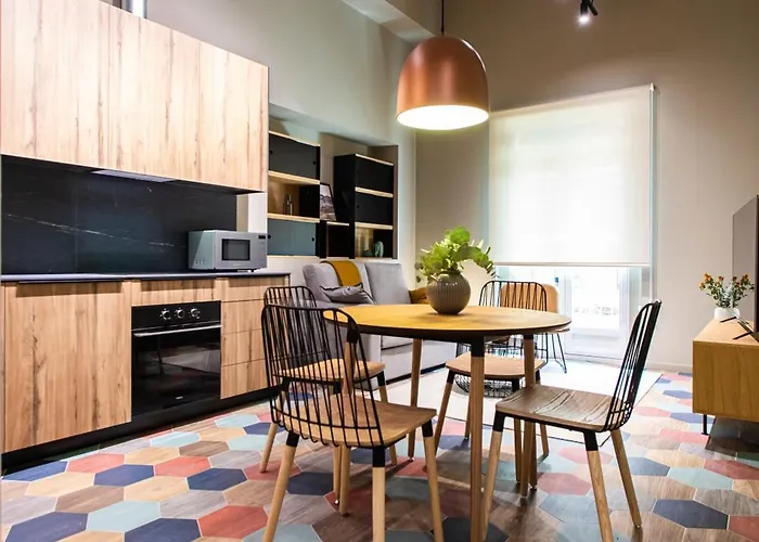 Reina Flats Playa Valencia