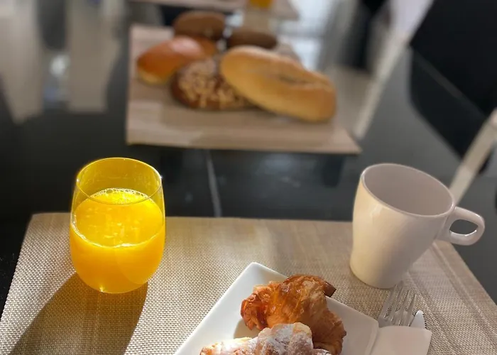 Travel Habitat Atico Calle De La Paz Lejlighed Valencia