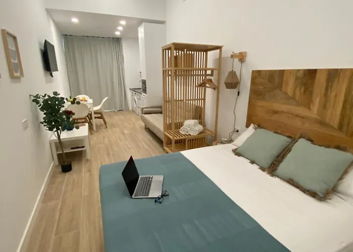 Travel Habitat Cabanyal Lofts 발렌시아