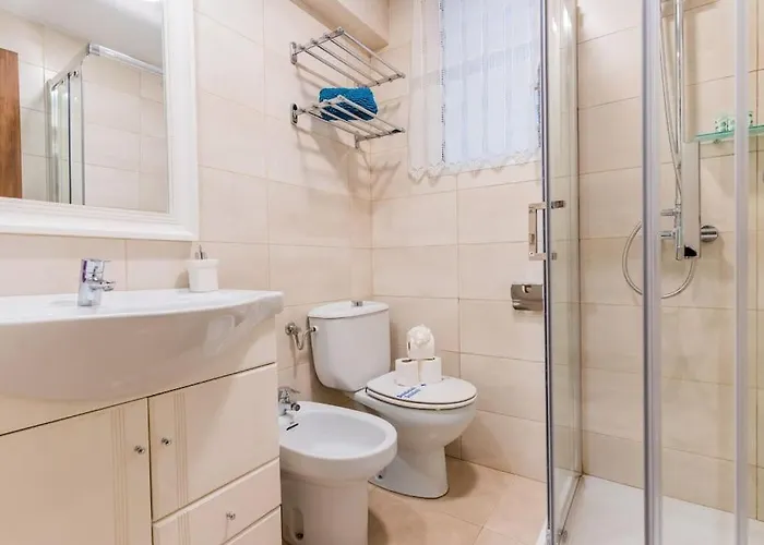 Apartmán Ciudad Artes Gem: Stylish Near Ruzafa &