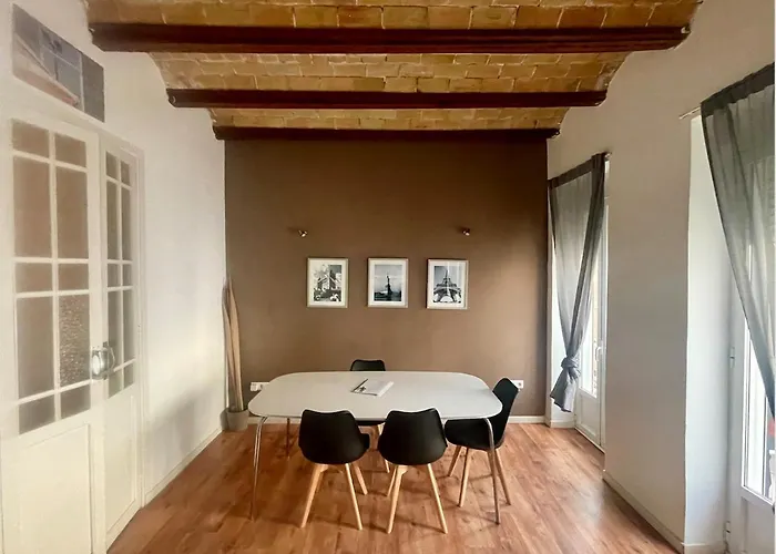 Calatrava Apartment *