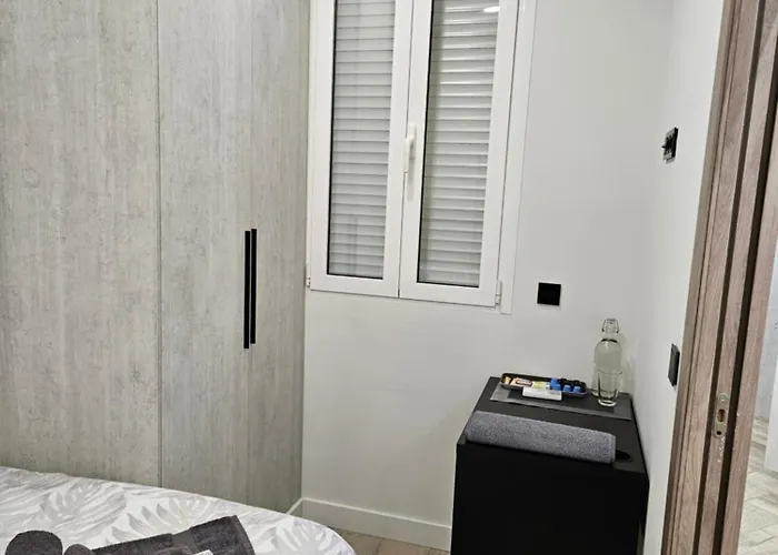 Centrica De Lujo Gv 4 * فالنسيا