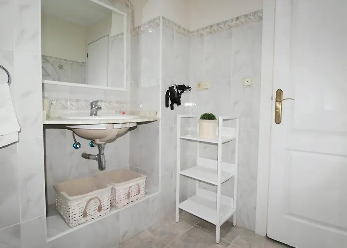 Reformado Cerca De La Plaza Redonda Valencia