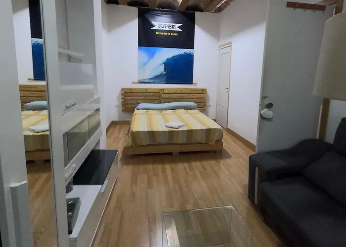 Homestay Mood Center *