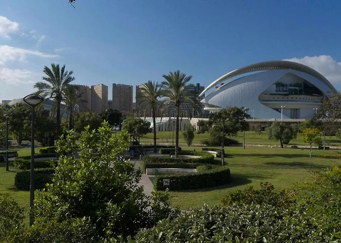 아파트 En Av De Francia Y Cartes Y Ciencias 발렌시아