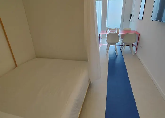 شقة Carisan1 - 6 Min To Beach, Modern, Bright *