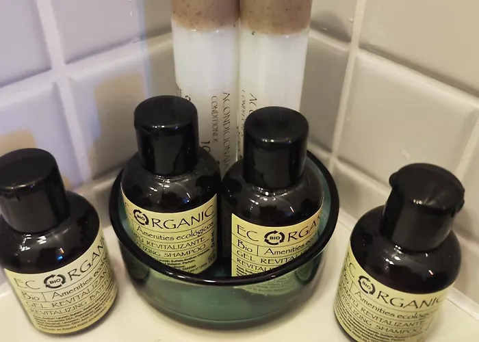 Carisan1 - 6 Min To Beach, Modern, Bright