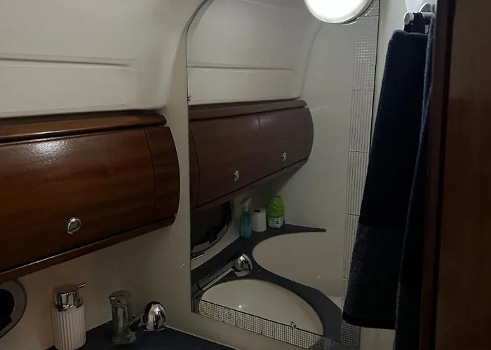 Bateau-hôtel Maser Ii