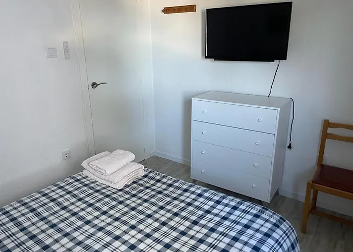 En Complejo Residencial Con Piscina Y Garaje Frente Al Mar Διαμέρισμα