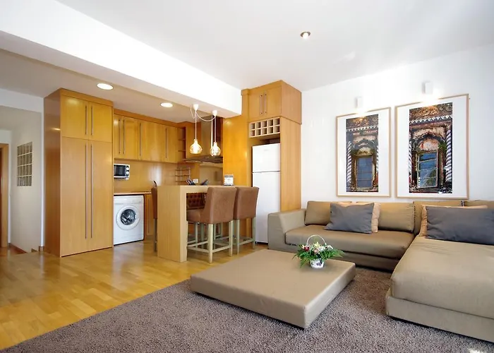 维瓦尔市政大楼顶层公寓 * 瓦伦西亚