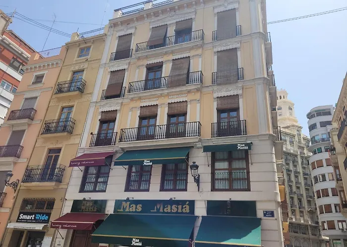 Living - Merced Valencia