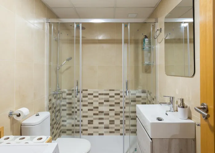 아파트 Piso Familiar Cerca Del Centro, Ac Y Wifi Gratis *