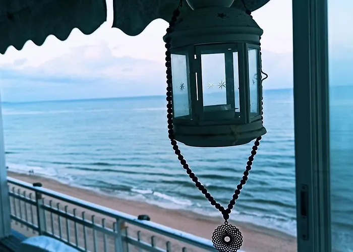 Blue Double Private At Front - En La Playa Piso Compartido