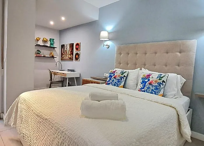 New! Renovated, Centrally Located, Private Entrance, Terrace *