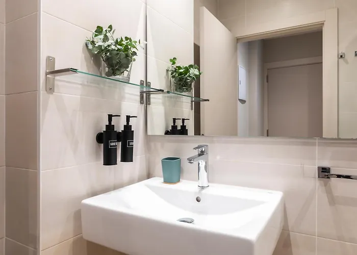 Apart Otel Moontels Mercado De Ruzafa Valensiya