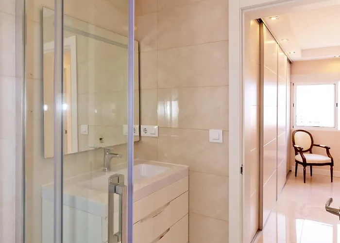 The White Apartment: Luxury, And Design *