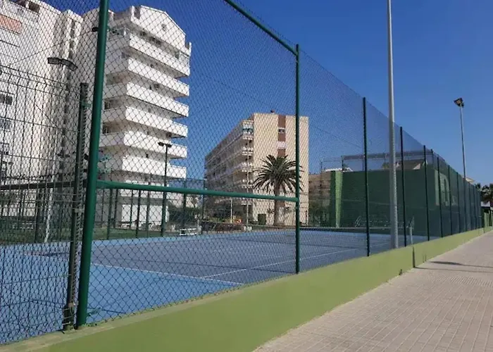 Con Vistas Al Mar A Pocos Metros De La Playa Valencia