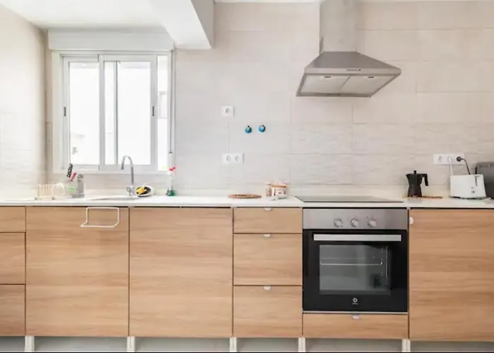 Private In Shared Workstay *