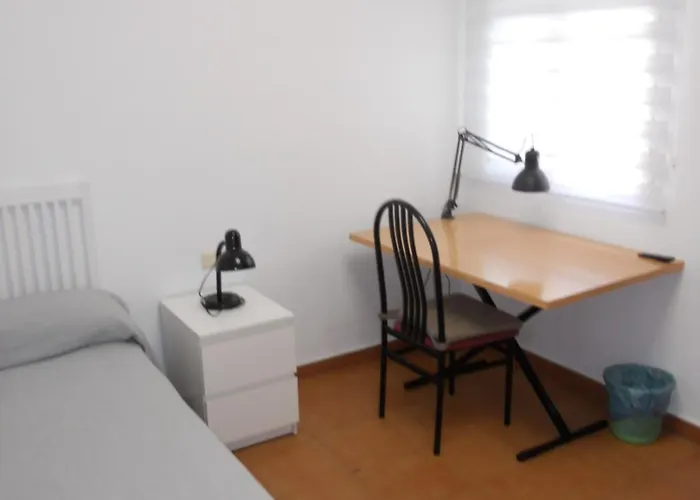 Residencia Universitaria Reuniver Burjassot * فالنسيا