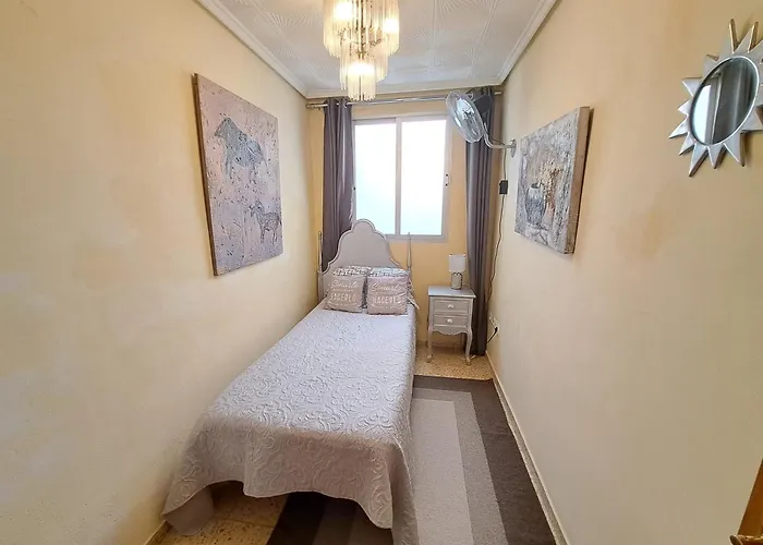 Διαμέρισμα 3 Bedroom Flat With Wifi