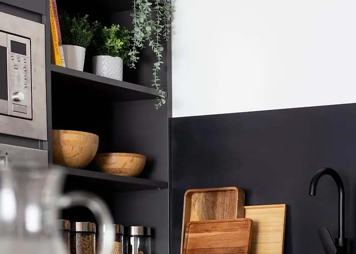 Διαμέρισμα Vlc Host - Leones