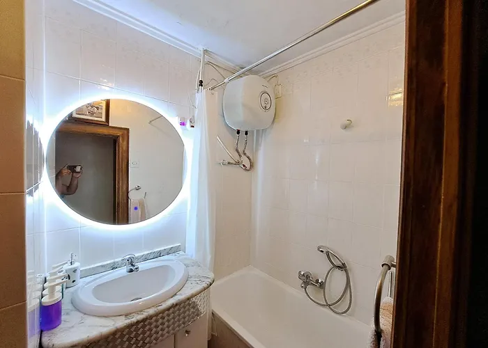 3 Bedroom Flat With Wifi Apartman *