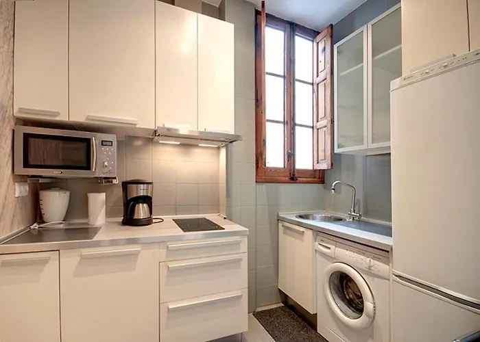 Beds & Breaks Strauss شقة