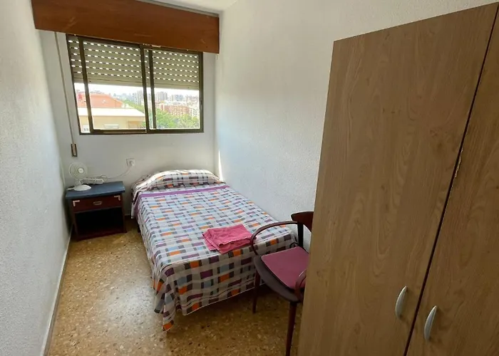 Flat Friend Group Or Family Near Center Blasco Ibanez Βαλένθια