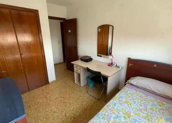 Flat Friend Group Or Family Near Center Blasco Ibanez Βαλένθια