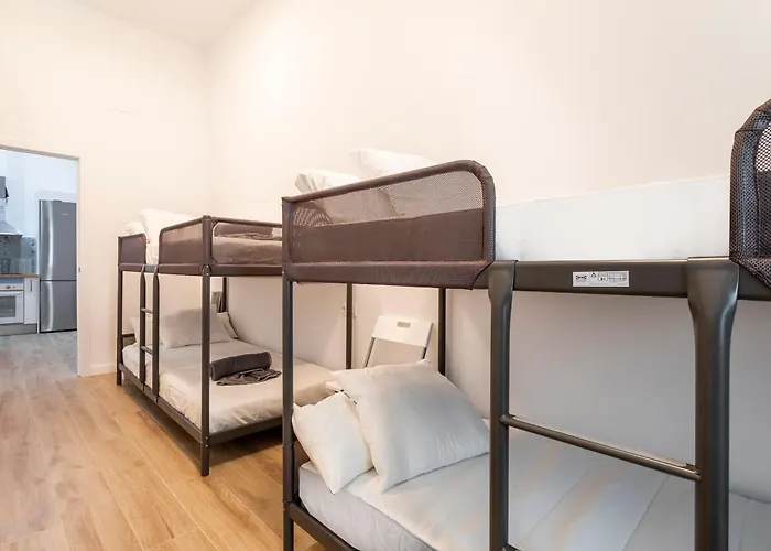 شقة 10 Pax, Ac, Wifi Gratis, Ciudad Artes Y Ciencias