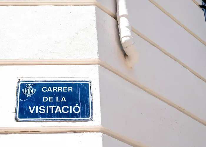 Beautifully Designed With Lots Of Natural Light * Valencia